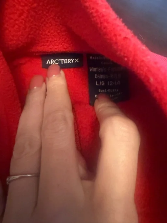Arc’teryx Women’s Fleece Pullover – Size Large (12–14) - Picture 3 of 4